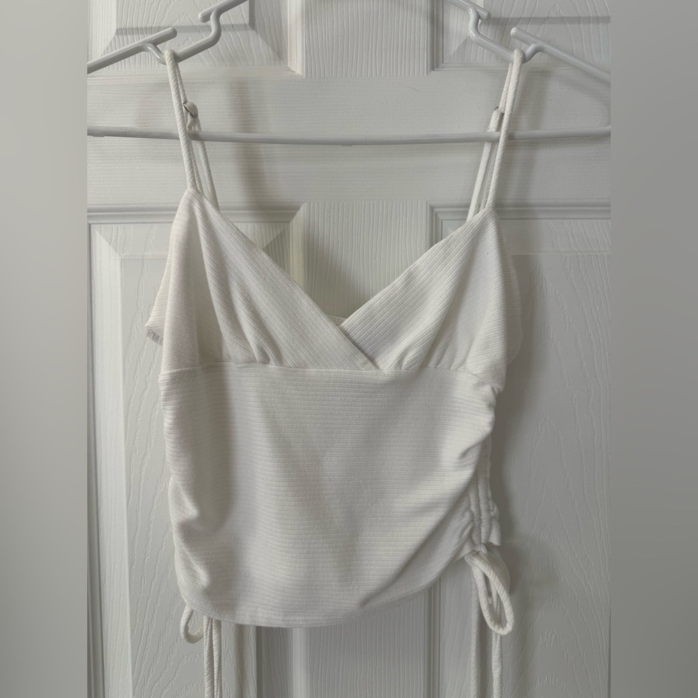 ❤️Forever 21 White Ribbed Camisole Top